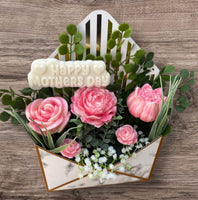 Box Bouquet - Flora Flowershop