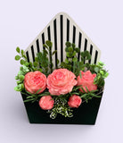 Box Bouquet - Petal and Strawberries