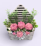 Box Bouquet - Petal and Strawberries