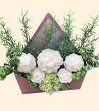 Box Bouquet - Petal and Strawberries